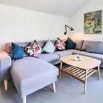 Glady - 500m From The Sea By Interhome 펜션