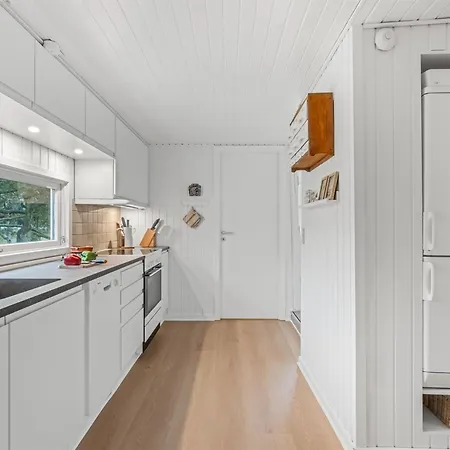 Glady - 500m From The Sea By Interhome Vejers Strand